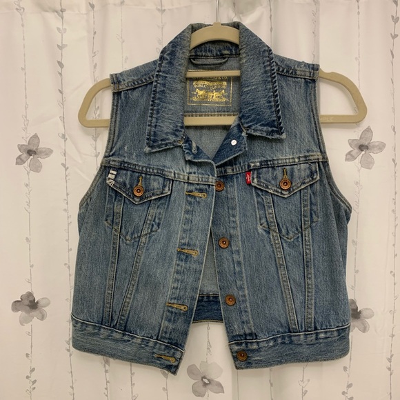 Levi Denim Vest - Picture 1 of 5